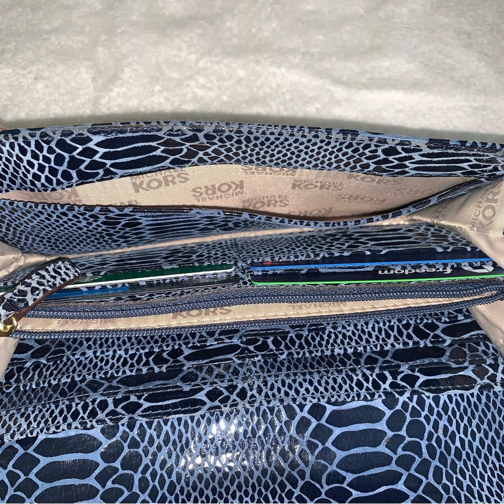 MICHAEL KORS Blue Gold Snakeskin Reptile Python Long Bifold Wallet - Picture 7 of 13